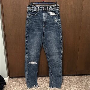 American Eagle Highest Rise Distressed Mom Jean - Stretch